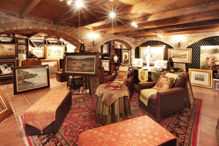 5 Bedroom Property for Sale in Welgemoed Western Cape